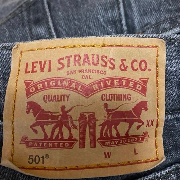 Levi's 501 Women's Black High Waisted Button Fly Skinny Denim Jeans Size 26 - Picture 4 of 5